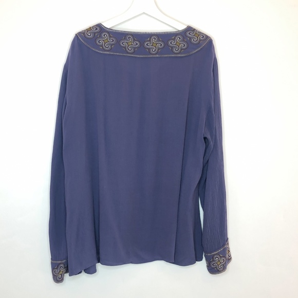 Isabella Bird Purple top with embroidery - Picture 4 of 8